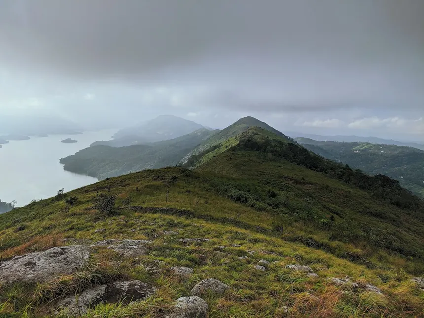 Pazhathottam View Point