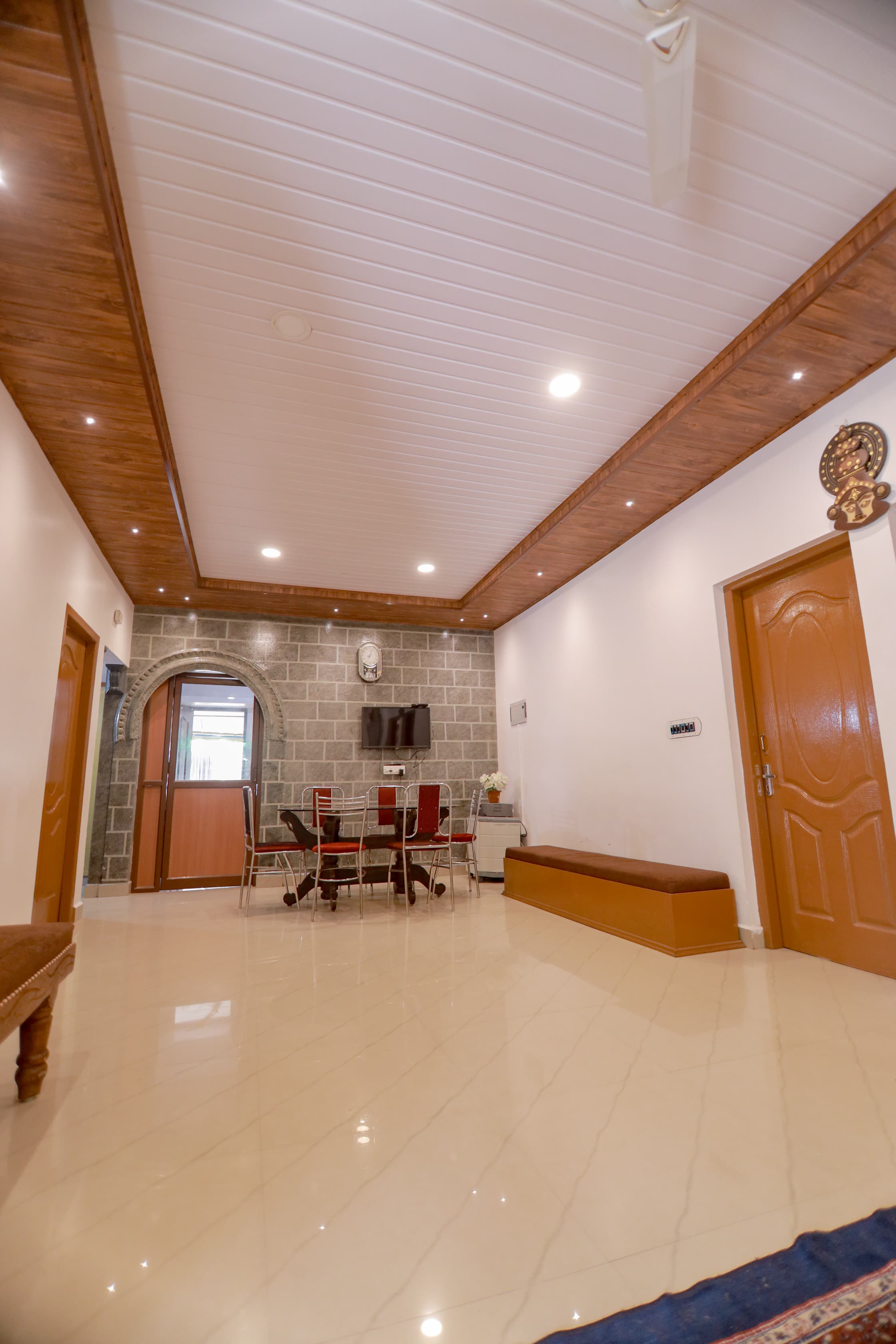 suite room 4